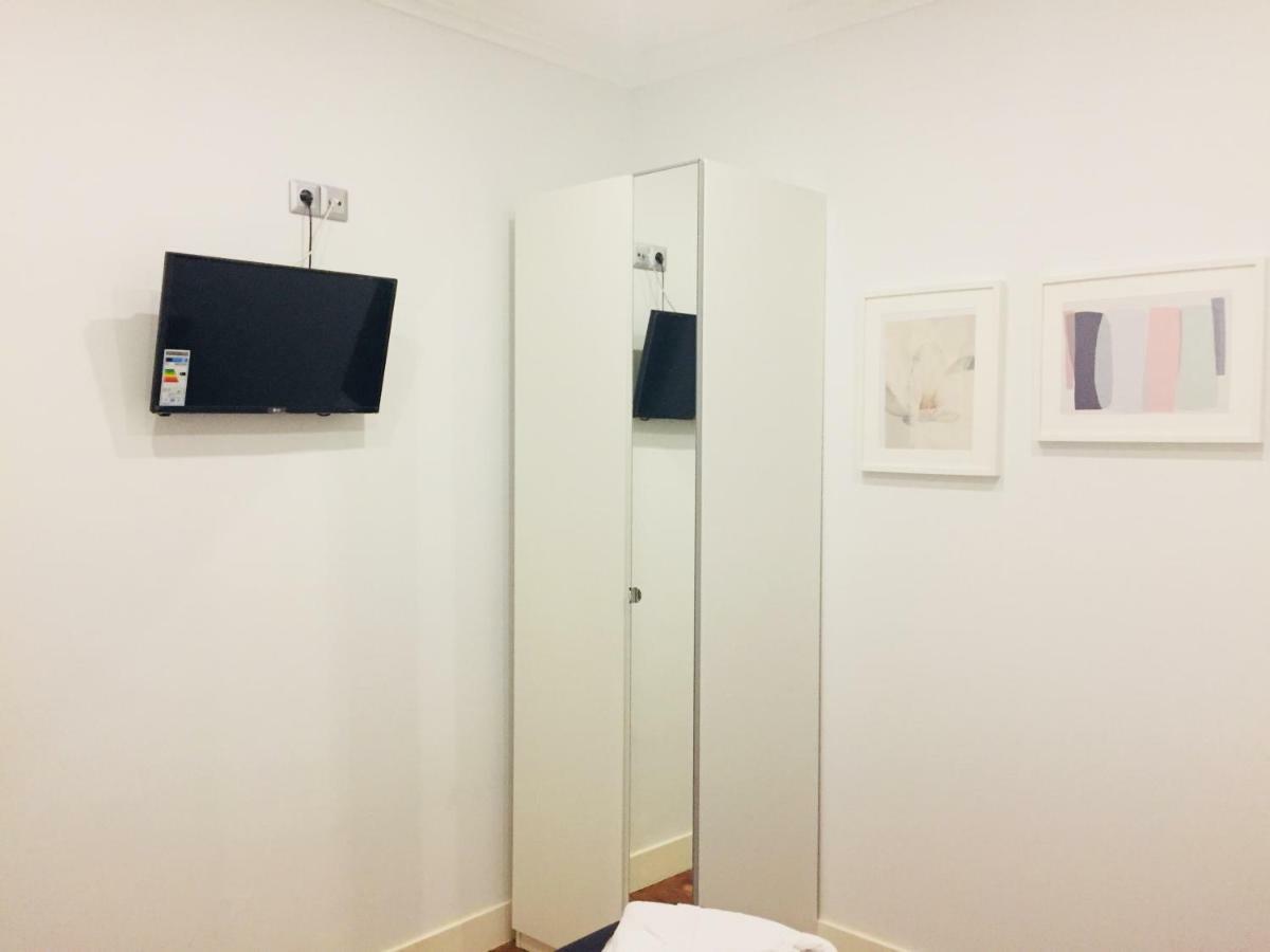 Rua Luciano Cordeiro Bhuiyan Family Host Appartement Lissabon Buitenkant foto