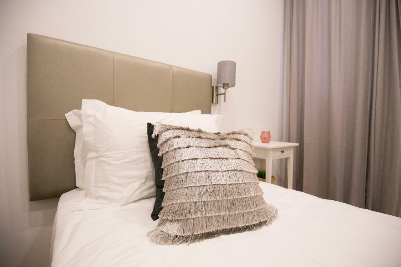 Rua Luciano Cordeiro Bhuiyan Family Host Appartement Lissabon Buitenkant foto