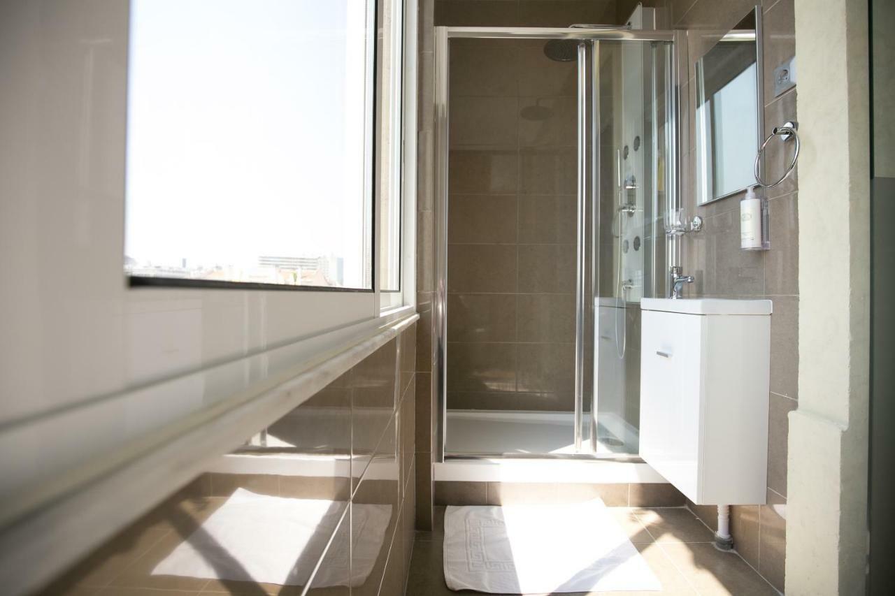 Rua Luciano Cordeiro Bhuiyan Family Host Appartement Lissabon Buitenkant foto