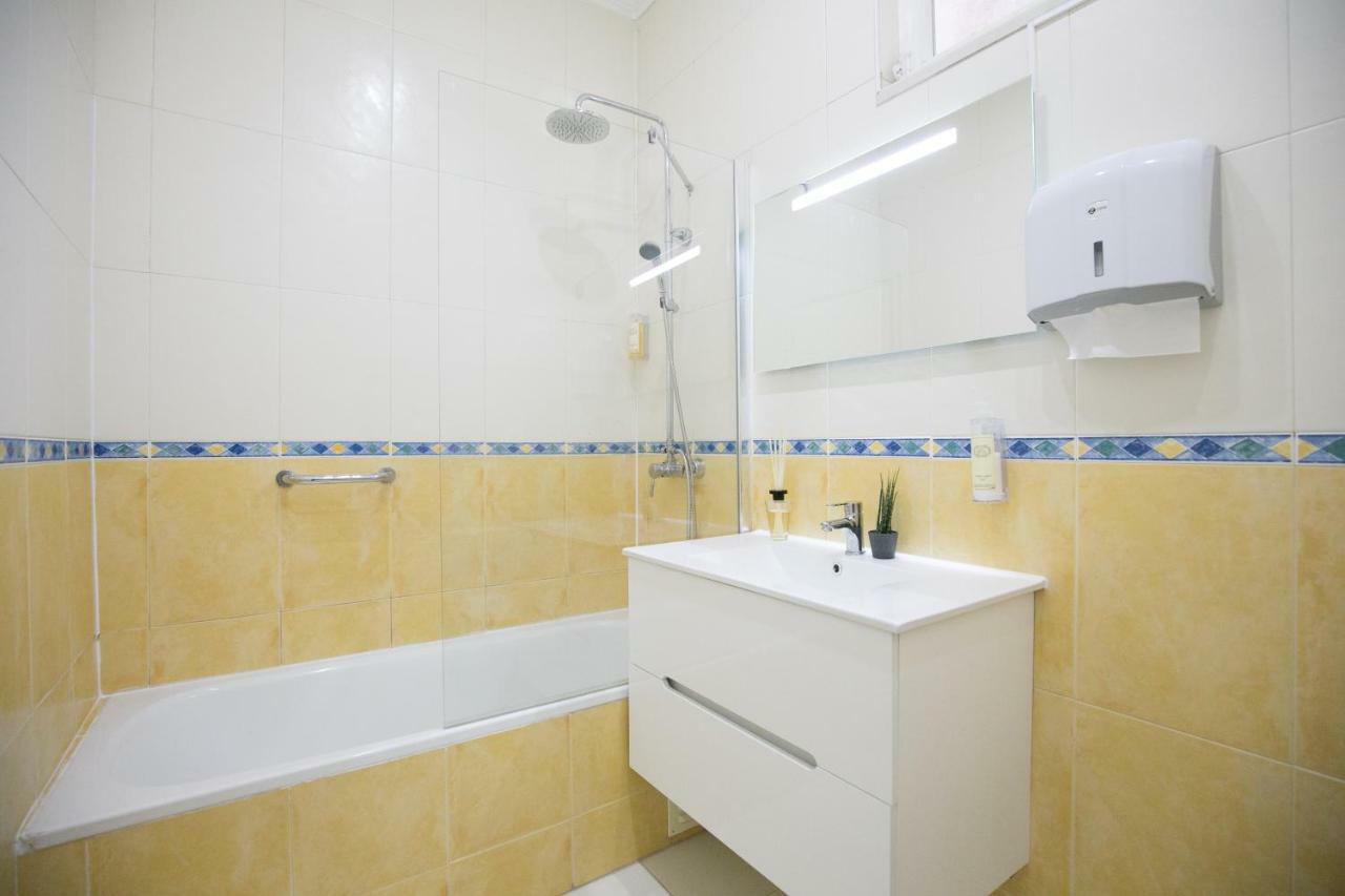 Rua Luciano Cordeiro Bhuiyan Family Host Appartement Lissabon Buitenkant foto